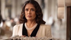 Saat Salma Hayek Terbujuk Angelina Jolie