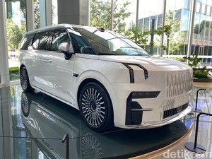 Alphard Harus Waspada! Zeekr 009 Meluncur di Indonesia Tahun Ini?