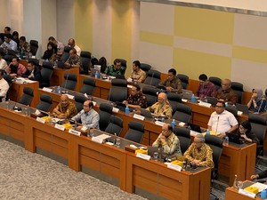 Bahas Anggaran 2025, Bos Badan Gizi Nasional Ikut Rapat di DPR