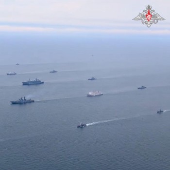 Potret Ratusan Kapal Perang Rusia Serbu Samudra Pasifik, Ada Apa?