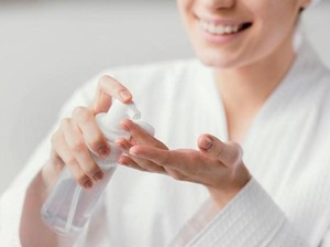 Wardah Amino Gel Cleanser Bisa Jadi Solusi Face Wash untuk Kulit Kering