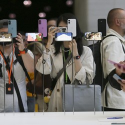 Kejayaan Apple Runtuh Seketika, Ini Penyebab Raksasa AS Babak Belur