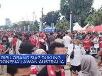 Video: Jelang Indonesia Vs Australia, GBK Dipadati Ribuan Suporter