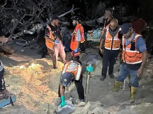 Israel Klaim Serang Komandan Senior Hamas di Zona Pengungsi Gaza