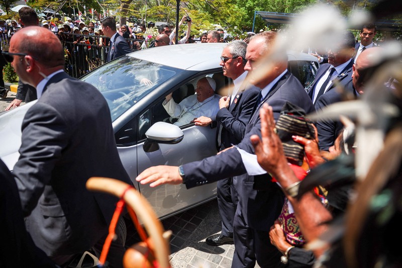 Paus Fransiskus ssat kunjungan apostoliknya ke Asia, di Dili, Timor Leste, Selasa (10/9/2024). (REUTERS/Willy Kurniawan Paus Fransiskus ssat kunjungan apostoliknya ke Asia, di Dili, Timor Leste, Selasa (10/9/2024). (REUTERS/Willy Kurniawan