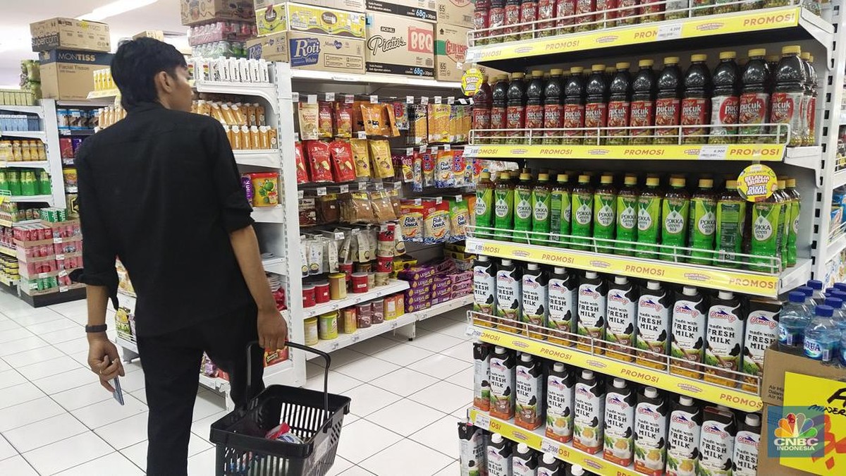 Ada Ancaman PHK di Pabrik Minuman Kemasan Efek Ledakan Harga Plastik