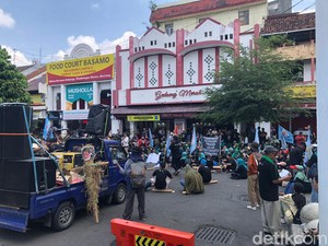 Fakta-fakta Demo Pedagang Teras Malioboro 2 yang Minta Dialog ke Pemda DIY