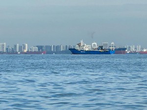 Bakamla RI Usir 5 Kapal Ikan China dari Perairan Batam