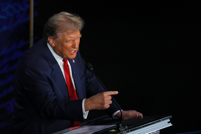 Calon presiden dari Partai Demokrat, Wakil Presiden Kamala Harris berbicara selama debat presiden dengan calon presiden dari Partai Republik, mantan Presiden Donald Trump di National Constitution Center, Selasa, 10 September 2024, di Philadelphia. Calon presiden dari Partai Demokrat, Wakil Presiden Kamala Harris berbicara selama debat presiden dengan calon presiden dari Partai Republik, mantan Presiden Donald Trump di National Constitution Center, Selasa, 10 September 2024, di Philadelphia. (AP Photo/Alex Brandon)