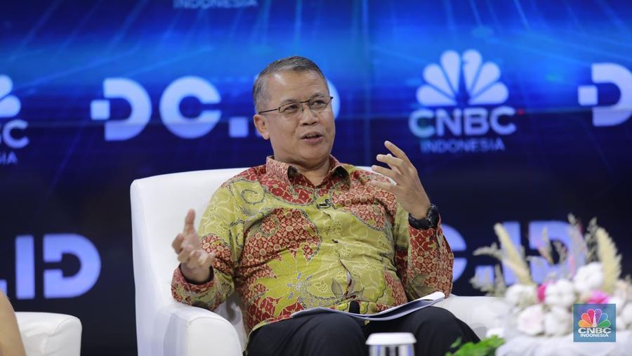 Direktur Pengembangan Potensi Daerah, Kementerian Investasi/BKPM RI, Suhartono diacara Data Center Industry Dialogue CNBC Indonesia dengan tema 