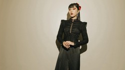 Video: Isyana Sarasvati Bakal Boyong Tamu Spesial di Konser Lost In Harmony