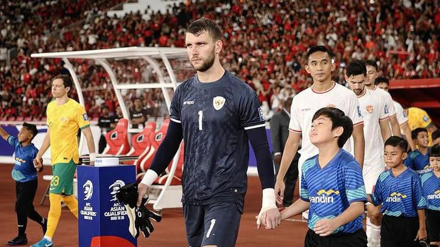 Penjaga gawang Timnas Garuda Indonesia, Maarten Paes. (Instagram @maartenpaes)