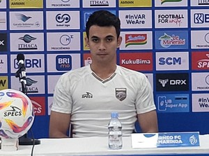 Jelang PSS Vs Borneo, Nadeo Akui Banyak Belajar dari Marteen Paes