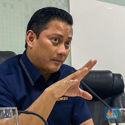 Ekonomi Dunia Suram Usai AS-China Perang Tarif, APBN Indonesia Aman?