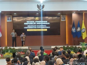 Wapres Maruf Buka-bukaan Tantangan RI Jadi Pusat Industri Halal Dunia