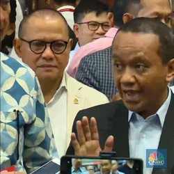 Tok! Bahlil: Tak Ada Aturan Baru Pengguna BBM Subsidi Sampai Oktober