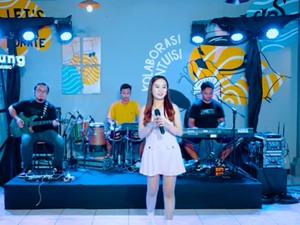 Lirik Lagu Sisa Sisa Cinta Diva Hani