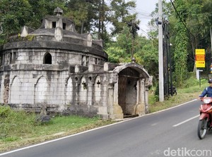 Jejak Makam Misterius Bergaya Eropa di Kuningan