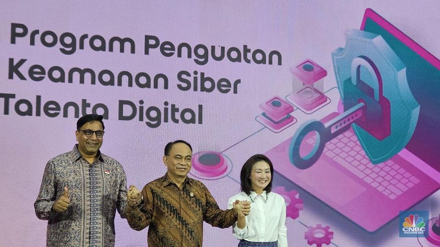 Menteri Komunikasi dan Informatika Budi Arie saat peluncuran program Penguatan Kapabilitas Keamanan Siber bagi Satu Juta Talenta Digital di Jakarta, Kamis (12/9/2024). (CNBC Indonesia/Intan)