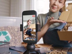 Penjualan Brand Lokal Naik 5x Lipat pada Shopee 9.9 Super Shopping Day Penjualan Brand Lokal Naik 5x Lipat pada Shopee 9.9 Super Shopping Day