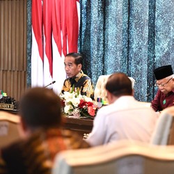 Dua Hari Jelang Pelantikan Prabowo, Jokowi Kumpulkan Menteri di Istana