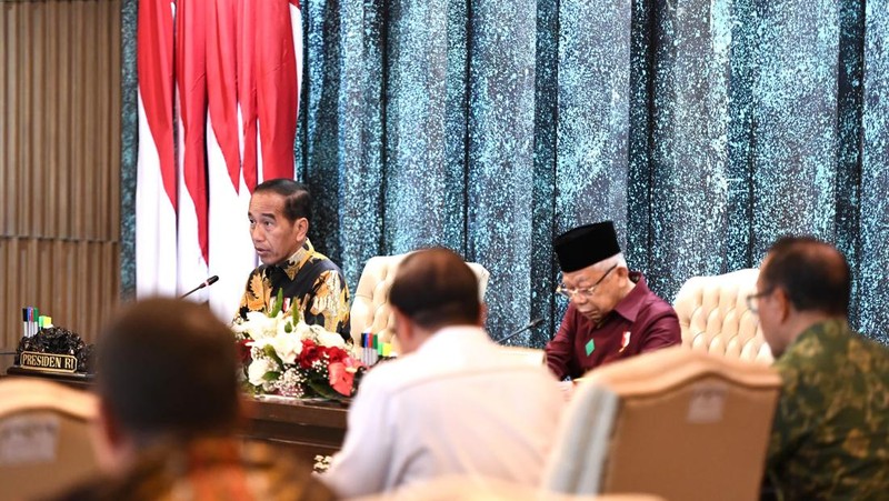 Presiden Joko Widodo kembali menggelar Sidang Kabinet Paripurna (SKP) di Ruang Sidang Kabinet, Istana Garuda, Ibu Kota Nusantara (IKN), pada Jumat, (13/9/2024). (Dok. Biro Pers Sekretariat Presiden)