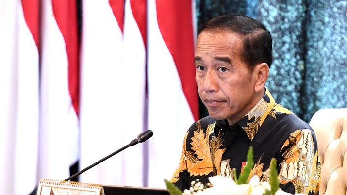 Presiden Joko Widodo kembali menggelar Sidang Kabinet Paripurna (SKP) di Ruang Sidang Kabinet, Istana Garuda, Ibu Kota Nusantara (IKN), pada Jumat, (13/9/2024). (Dok. Biro Pers Sekretariat Presiden)