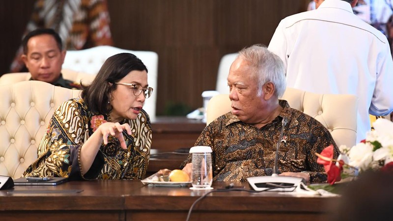 Presiden Joko Widodo kembali menggelar Sidang Kabinet Paripurna (SKP) di Ruang Sidang Kabinet, Istana Garuda, Ibu Kota Nusantara (IKN), pada Jumat, (13/9/2024). (Dok. Biro Pers Sekretariat Presiden)