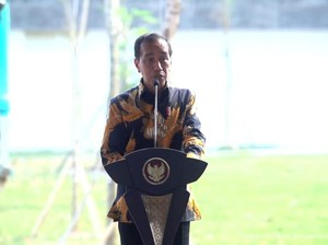 Jokowi Bakal Resmikan Smelter Bauksit di Kalimantan