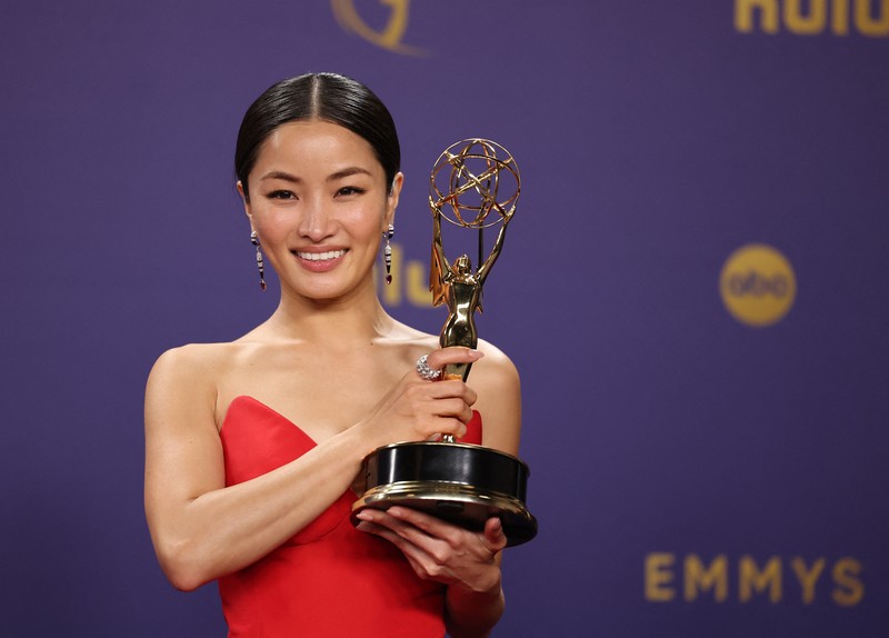 Anna Sawai, pemenang Aktris Utama Luar Biasa dalam Serial Drama untuk 