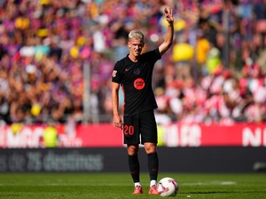 2 Cara Barcelona Selamatkan Dani Olmo