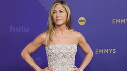 Serupa Tapi Tak Sama, 6 Seleb Ini Nyaris Tampil Kembaran di Emmys 2024