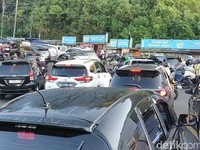 Polisi Ungkap Penyebab Puncak Bogor Macet Parah, Motor Melambung
