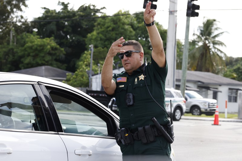 Suasana calon Presiden (capres) Amerika Serikat (AS) Donald Trump kembali menghadapi percobaan pembunuhan. Hal ini diungkap oleh FBI, Minggu waktu setempat. (AP/Terry Renna) Suasana calon Presiden (capres) Amerika Serikat (AS) Donald Trump kembali menghadapi percobaan pembunuhan. Hal ini diungkap oleh FBI, Minggu waktu setempat. (AP/Terry Renna)