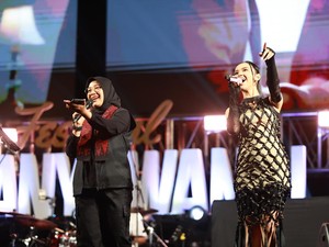 Meriahnya Festival Musik Tepi Pantai Banyuwangi Hadirkan Lyodra-NDX AKA