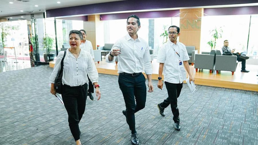 Ketua Umum Partai Solidaritas Indonesia (PSI), Kaesang Pangarep tiba di Gedung lama Komisi Pemberantasan Korupsi (KPK), Selasa (17/9/2024). (Dok. PSI)