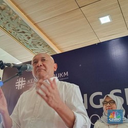 Ditanya Soal Baju Bekas Impor Ilegal, Teten Bicara Pensiun-Warisan PR