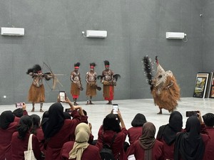 Kunjungi Jateng, Seniman Kamoro Kenalkan Budaya Pesisir Selatan Papua