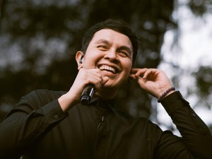 Video: Momen 5 Musisi Rayakan Ulang Tahun Fan di Konser Tur SAMA SAMA