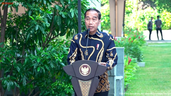 Presiden Jokowi memberikan sambutan saat peresmian Kawasan Indonesia Islamic Financial Center, Jakarta, Selasa (17/9/2024). (Tangkapan Layar Youtube Sekretariat Presiden)