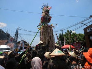 Cerita Asal-usul Tradisi Meron di Sukolilo Pati untuk Peringati Maulid Nabi