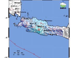 Gempa M 5 di Garut, Terasa di Bandung