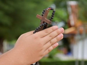 Pesona Gua Maria Jatiningrum dari Ruang Devosi hingga Sumur Suci