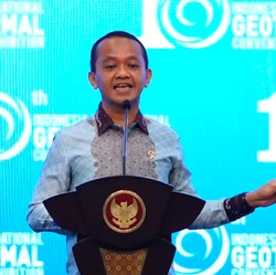 Bahlil Ibaratkan Energi Terbarukan RI Bak 'Cewek Cantik'