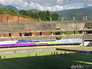 Semen Padang Vs Barito Putra: Kabau Sirah Takluk 1-2 di Kandang