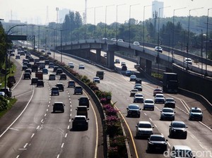 835 Ribu Kendaraan Tinggalkan Jakarta Via Tol Jelang Natal-Tahun Baru