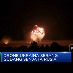 Video: Drone Ukraina Serang Gudang Senjata Rusia