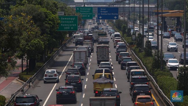 Senin-Jumat Bebas Pakai Bahu Jalan Tol, Tapi Ada Jamnya-Tilang Berlaku