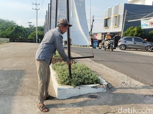 Kakek Kopli Dibegal Pulang Salat Subuh, Motor Raib-Alami Luka