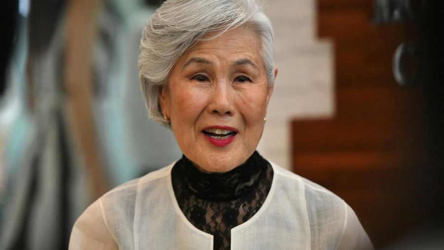 Model Choi Soon-hwa. (Photo by Jung Yeon-je / AFP)